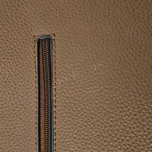 Shoulder Bag - Picture 13 of 16